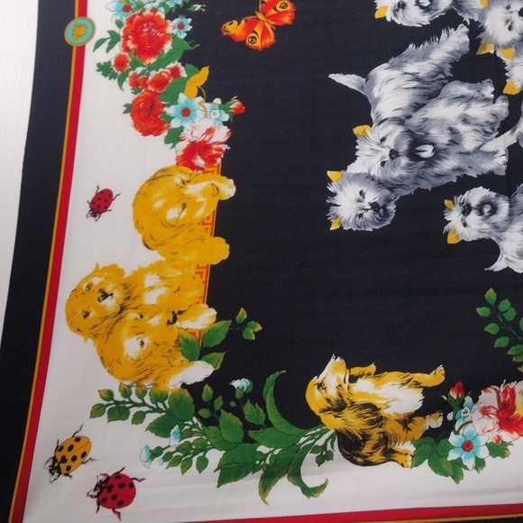Designer Versace Silk Scarf – Dog & Floral Print 34x34-Inch Women’s Accessory - Picture 10 of 11